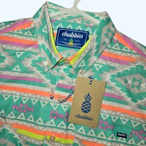NEW Chubbies The En Fuego Wild Popover Short Sleeve Shirt Mens Medium Aztec